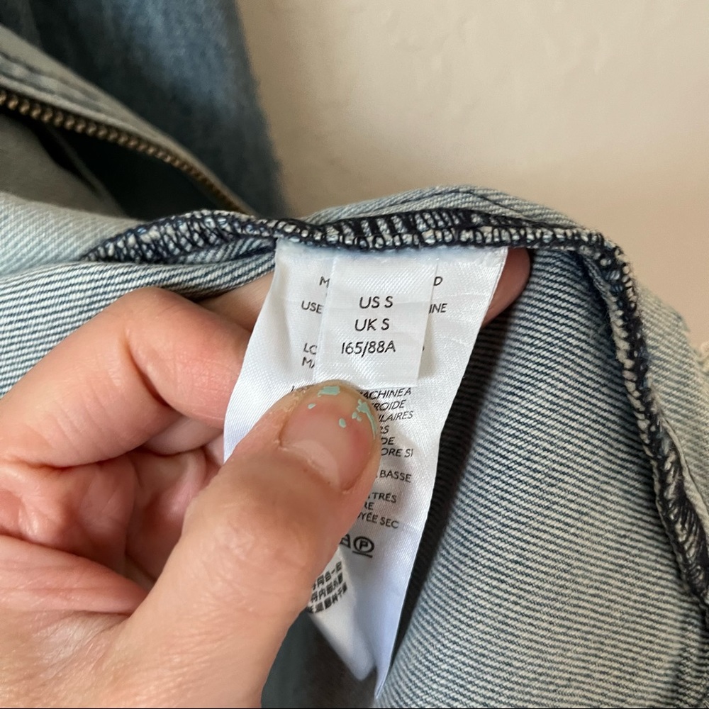NEW Free People Denim Jacket Raw Edge Front S - Picture 12 of 15